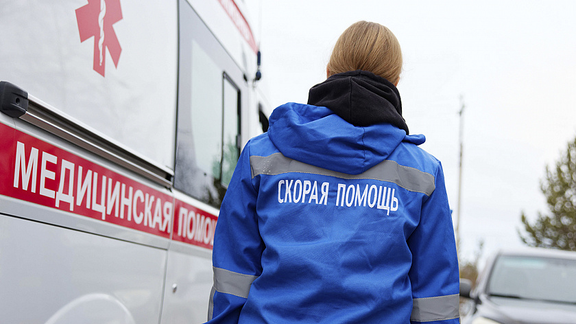 Тюменский школьник попал в больницу с тяжёлыми травмами после столкновения с иномаркой