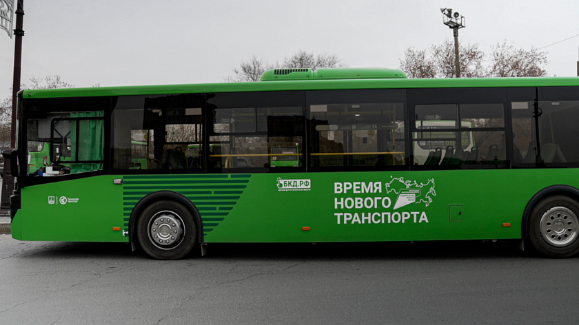 Сразу на пяти маршрутах Тюмени увеличат количество автобусов