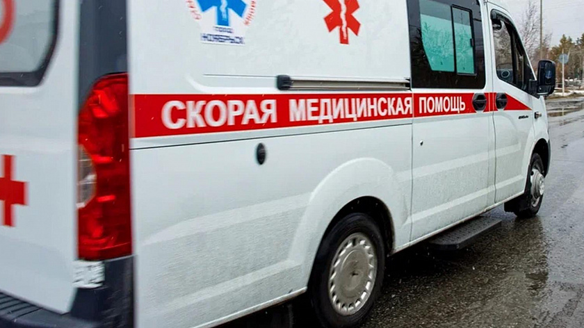 Тюменского школьника увезли с ЕГЭ на скорой помощи