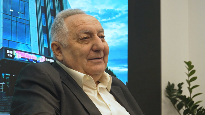 Легенда Ноябрьска: Филипп Тайк удостоен звания почётного жителя города