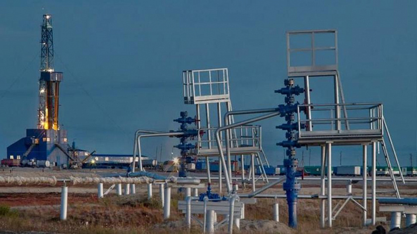 Российские ученые разработали механизм по предсказыванию поведения нефти