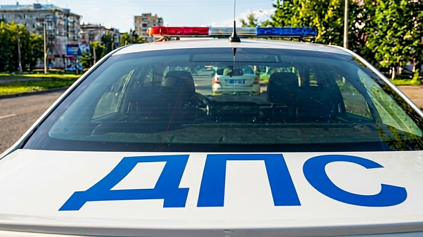 Протащивший автоинспектора на капоте тюменец получил 5 лет строгого режима